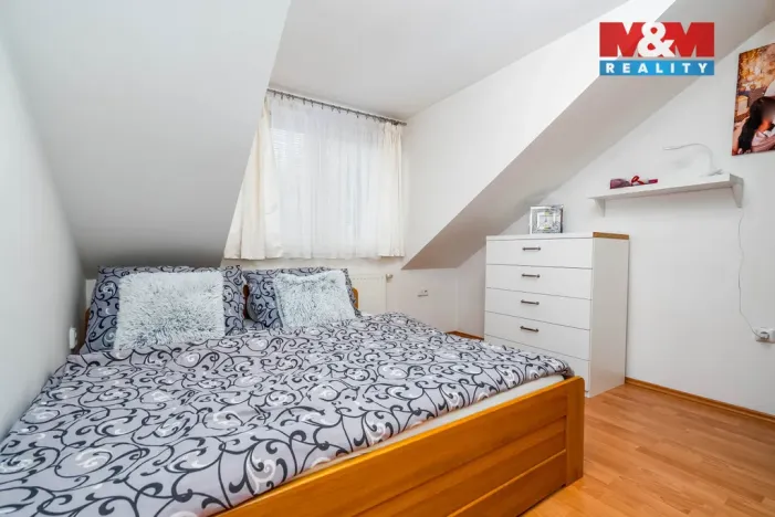 Prodej rodinného domu, Horní Třešňovec, 847 m2