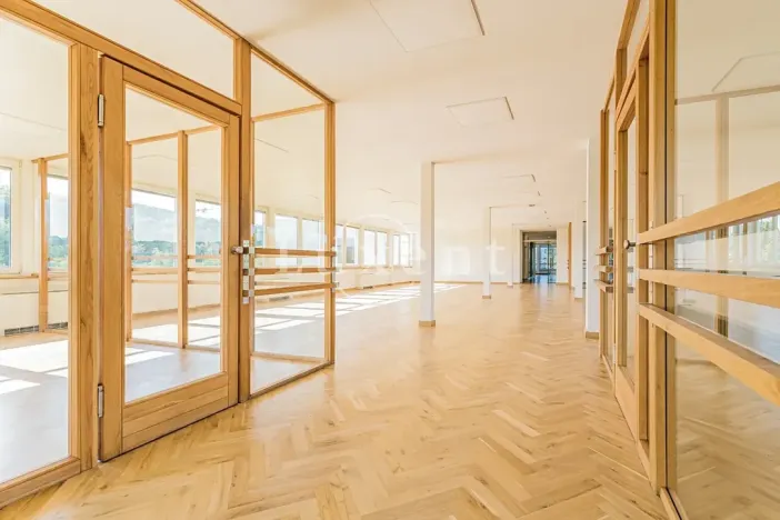 Pronájem kanceláře, Praha - Košíře, Jinonická, 257 m2