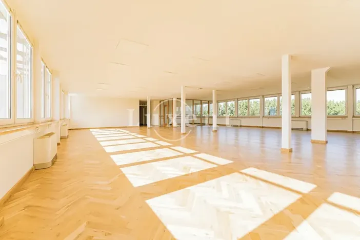Pronájem kanceláře, Praha - Košíře, Jinonická, 257 m2