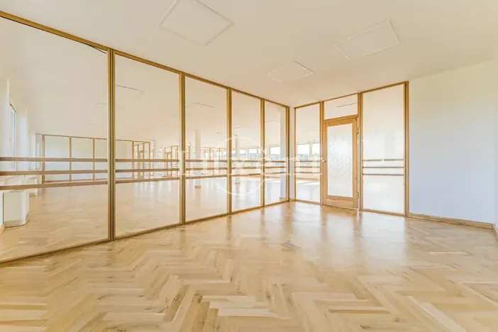 Pronájem kanceláře, Praha - Košíře, Jinonická, 257 m2