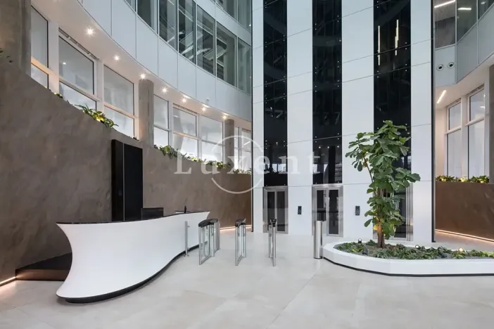 Pronájem kanceláře, Praha - Smíchov, Plzeňská, 250 m2