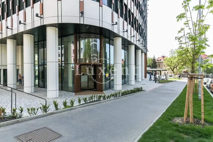 Pronájem kanceláře, Praha - Nusle, Lomnického, 44 m2