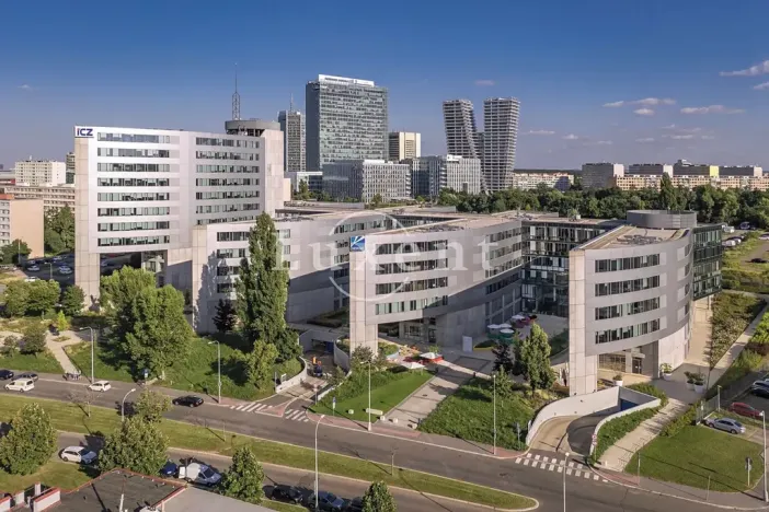 Pronájem obchodního prostoru, Praha, Na hřebenech II, 630 m2