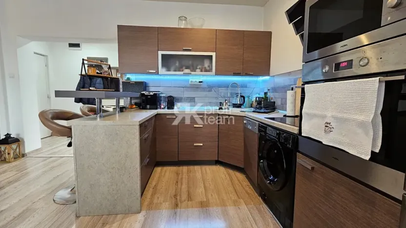 Pronájem bytu 2+kk, Opava, Ratibořská, 55 m2