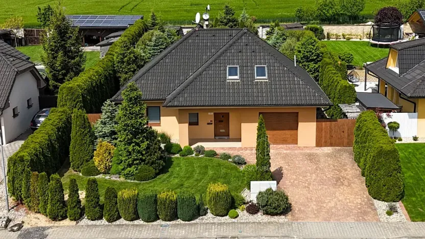 Prodej rodinného domu, Těmice, 252 m2