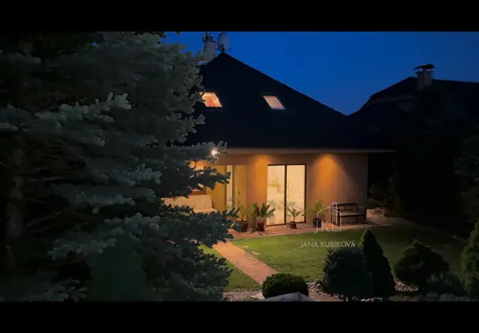 Prodej rodinného domu, Těmice, 252 m2