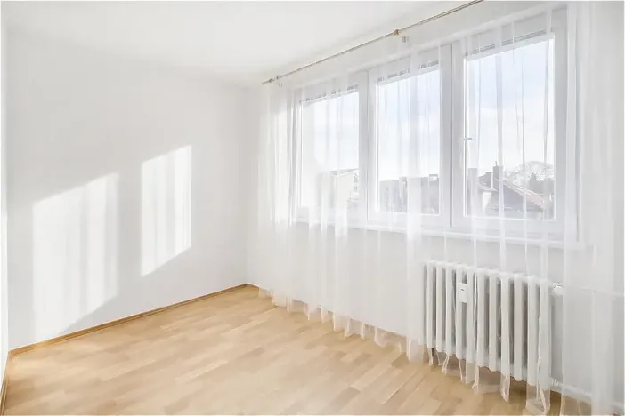 Prodej bytu 2+1, Praha - Malešice, Cerhenická, 52 m2