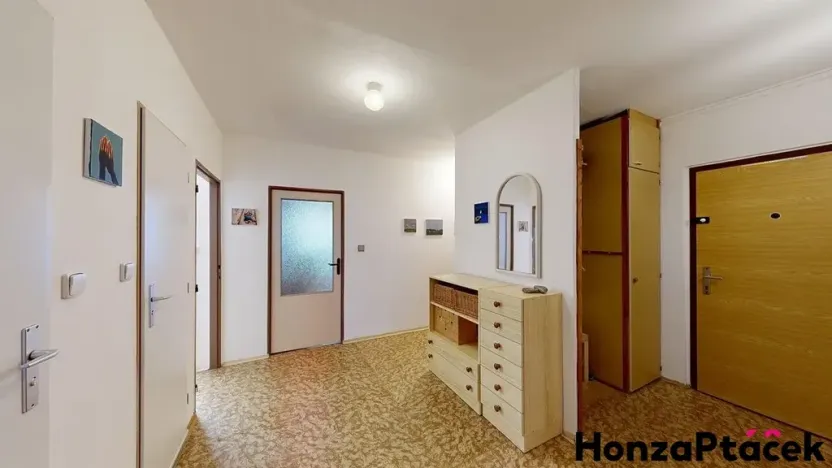 Prodej bytu 4+1, Praha - Černý Most, Kuttelwascherova, 97 m2