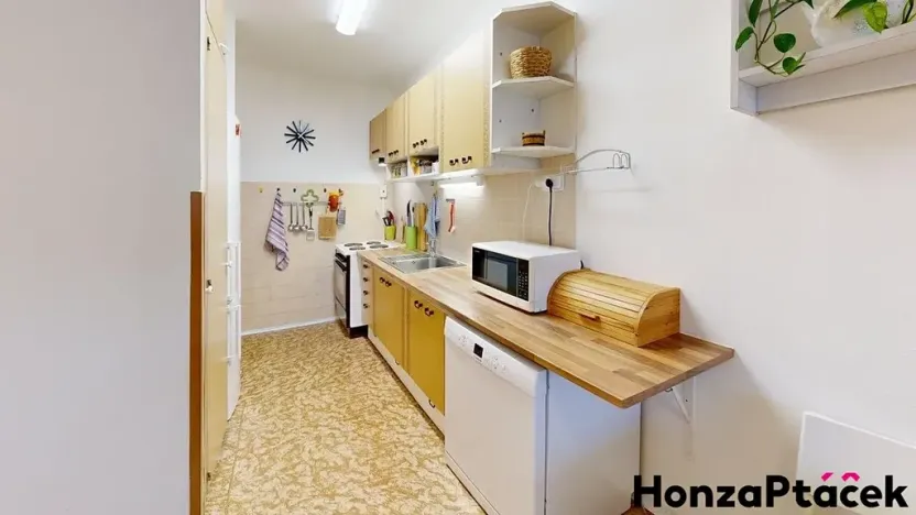 Prodej bytu 4+1, Praha - Černý Most, Kuttelwascherova, 97 m2