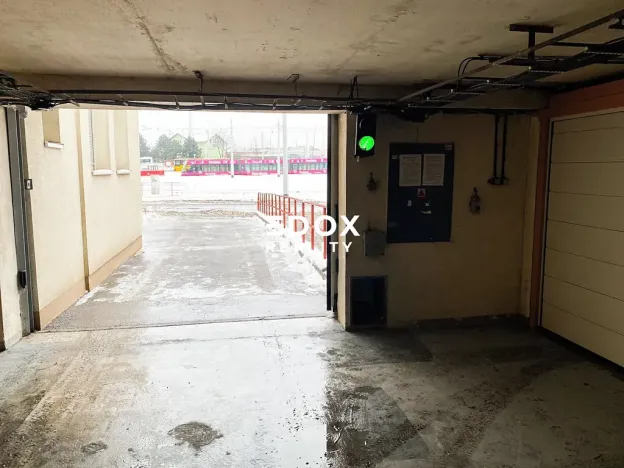 Prodej garáže, Praha - Řepy, Na chobotě, 18 m2