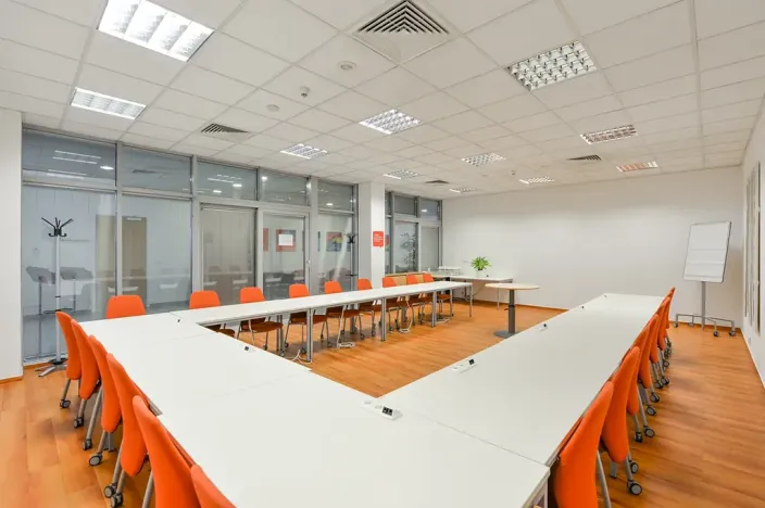 Pronájem kanceláře, Praha - Karlín, Sokolovská, 151 m2