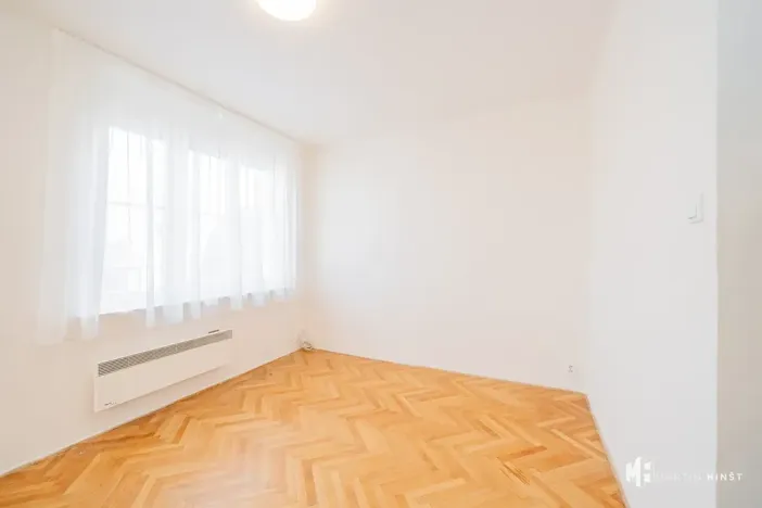 Pronájem bytu 1+kk, Praha - Vinohrady, Hradecká, 26 m2