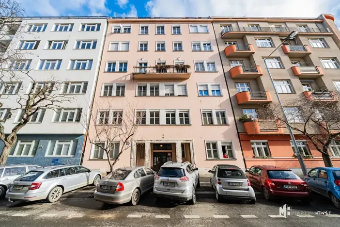 Pronájem bytu 1+kk, Praha - Vinohrady, Hradecká, 26 m2