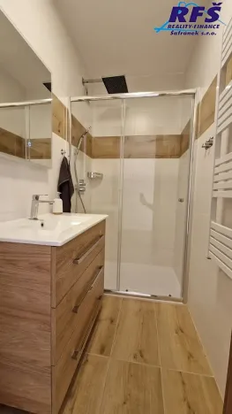 Pronájem bytu 2+kk, Benešov, Vnoučkova, 43 m2