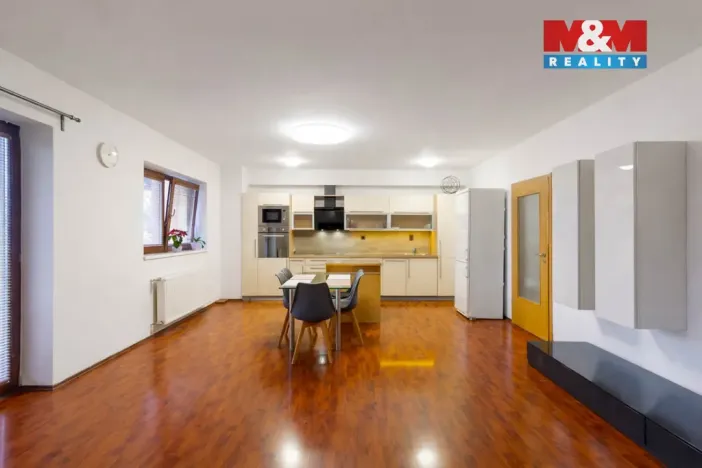 Pronájem bytu 3+kk, Praha - Štěrboholy, Andersenova, 82 m2
