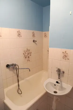 Pronájem bytu 1+1, Chrudim, Akátová, 29 m2