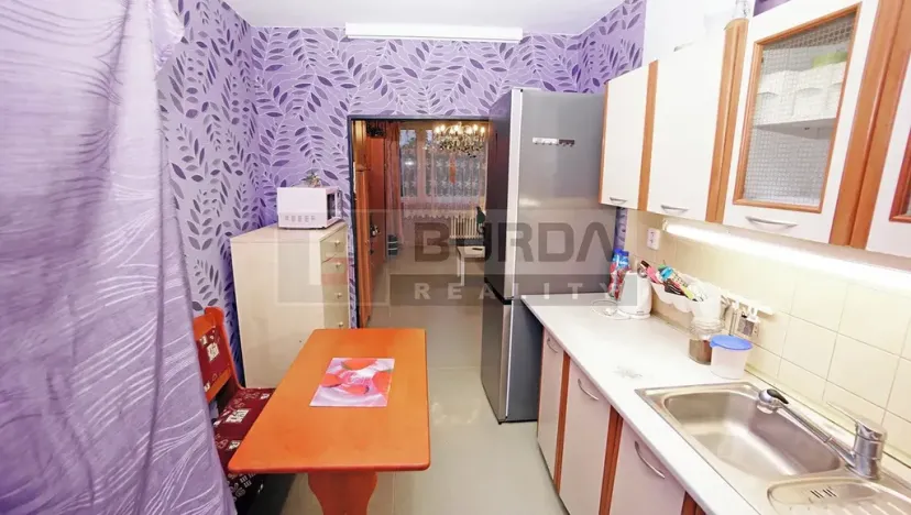 Prodej bytu 3+1, Měšice, 68 m2