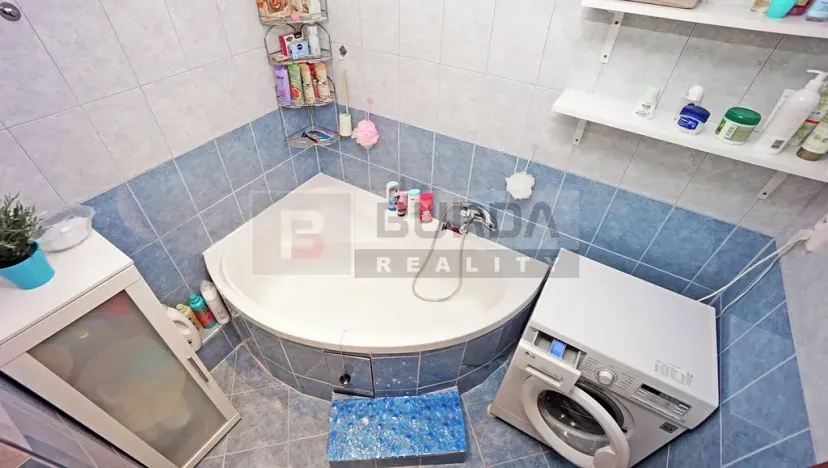 Prodej bytu 2+1, Neratovice, 53 m2