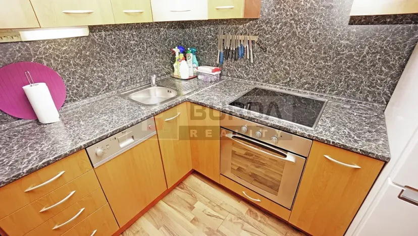 Prodej bytu 2+1, Neratovice, 53 m2