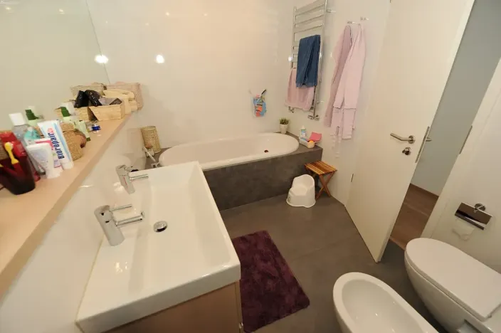 Pronájem rodinného domu, Praha - Horní Měcholupy, U Golfu, 227 m2