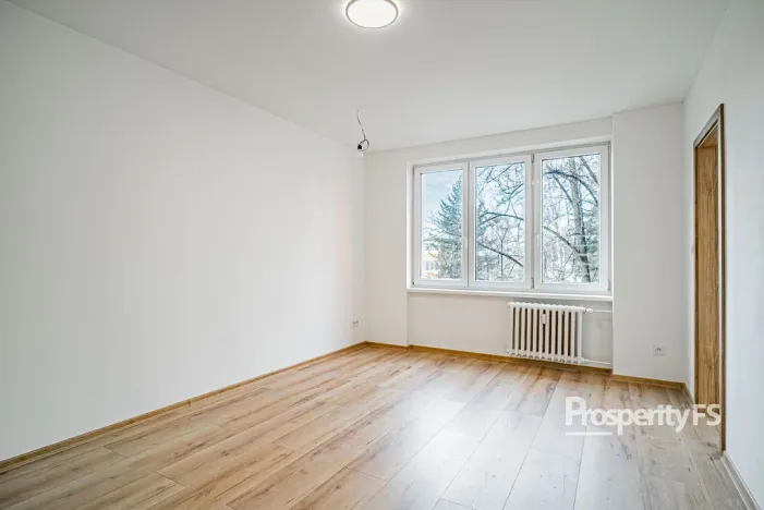 Prodej bytu 2+1, Karviná - Ráj, Kosmonautů, 52 m2