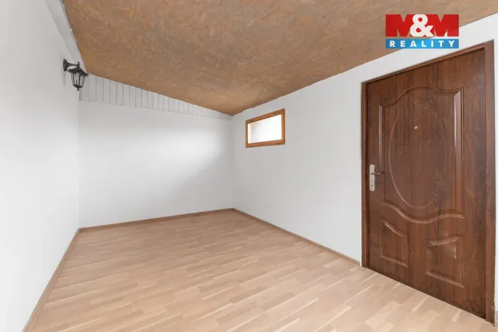 Prodej rodinného domu, Ivaň, 353 m2