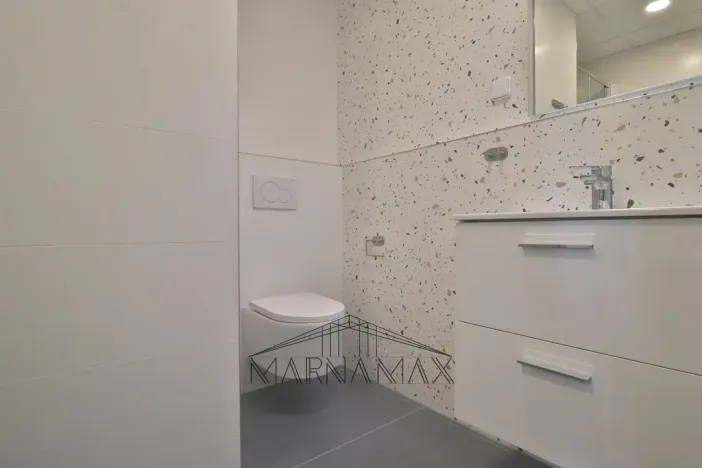 Pronájem bytu 1+1, Chomutov, akademika Heyrovského, 35 m2