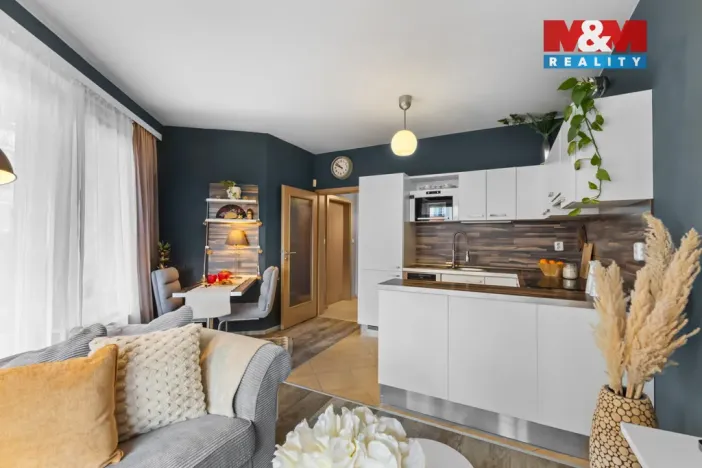 Prodej bytu 2+kk, Praha - Zličín, Sazovická, 43 m2