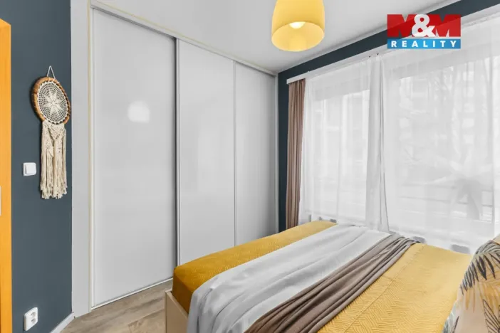 Prodej bytu 2+kk, Praha - Zličín, Sazovická, 43 m2