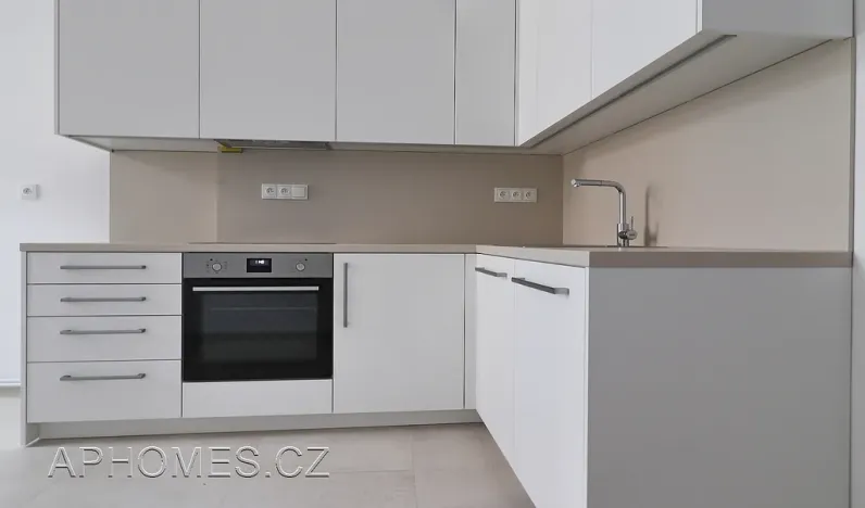 Pronájem bytu 3+1, Praha - Nové Město, Podskalská, 100 m2