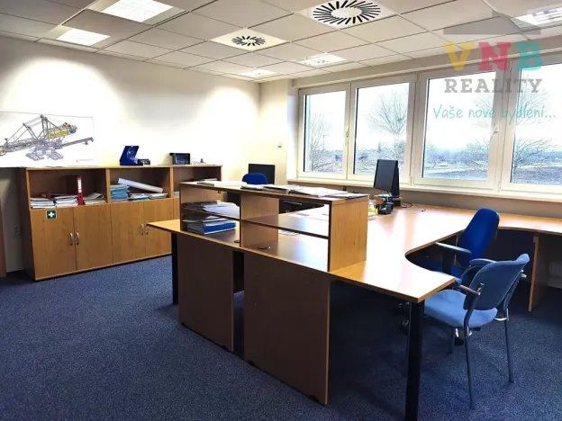 Pronájem kanceláře, Uničov, Litovelská, 1500 m2
