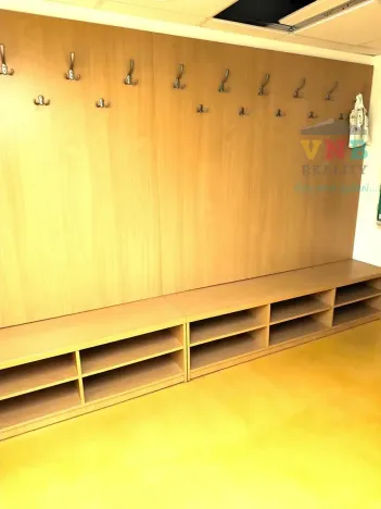 Pronájem kanceláře, Uničov, Litovelská, 1500 m2