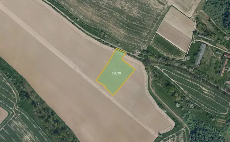 Prodej pole, Mukařov, 14184 m2