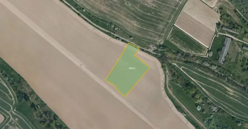 Prodej pole, Mukařov, 30270 m2