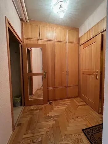 Prodej bytu 1+kk, Karlovy Vary, Poděbradská, 58 m2