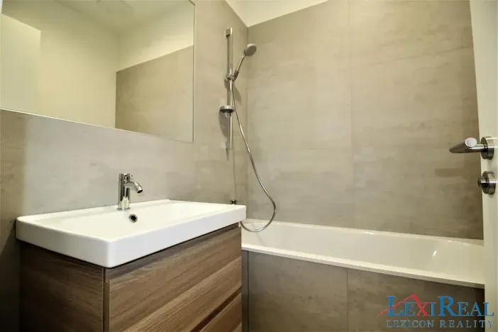 Pronájem bytu 2+1, Praha - Libeň, Pod Čertovou skalou, 60 m2