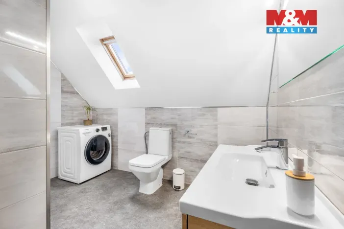 Prodej chalupy, Tanvald, Poštovní, 179 m2