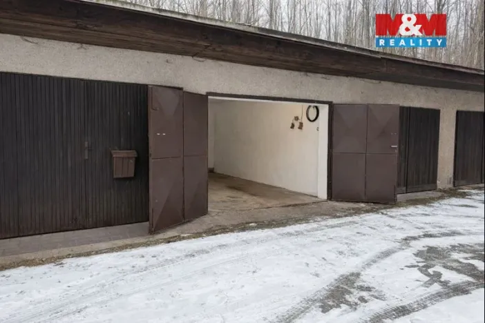 Prodej garáže, Lánov - Prostřední Lánov, 17 m2