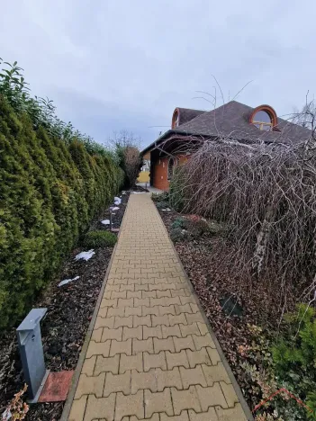 Prodej rodinného domu, Ohrobec, 590 m2