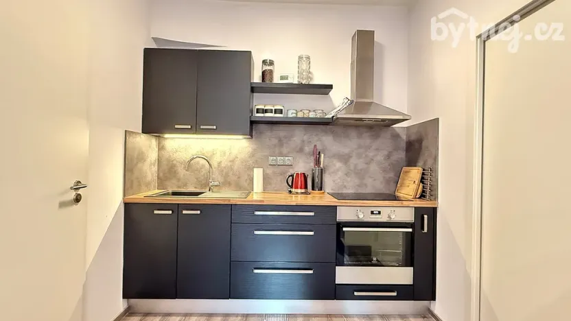 Pronájem bytu 2+1, Brno - Veveří, Kotlářská, 74 m2