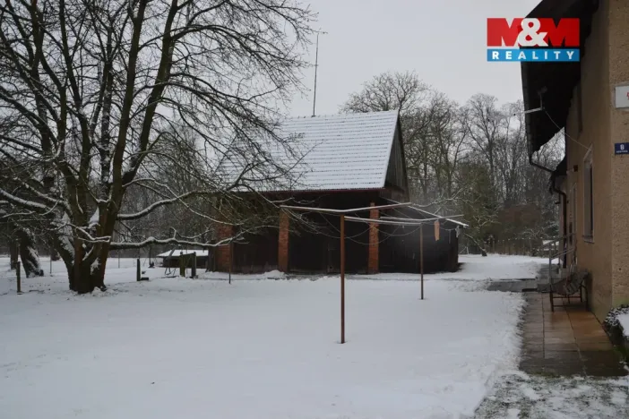 Prodej rodinného domu, Vestec, 349 m2