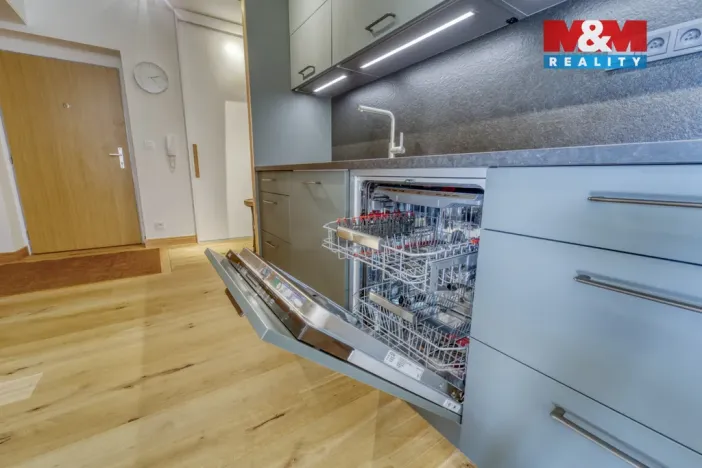 Prodej bytu 2+kk, Špindlerův Mlýn, 75 m2