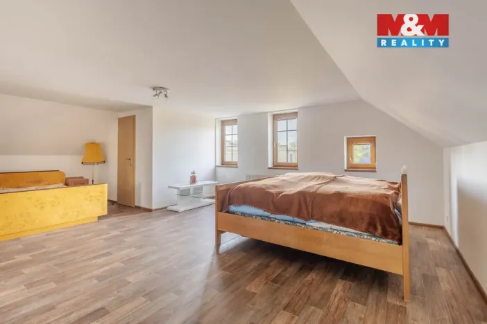 Prodej rodinného domu, Chřibská, 200 m2