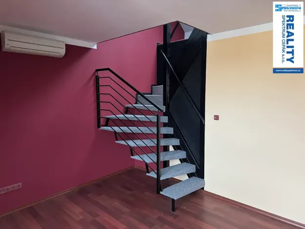 Pronájem bytu 3+kk, České Budějovice, J. Š. Baara, 99 m2