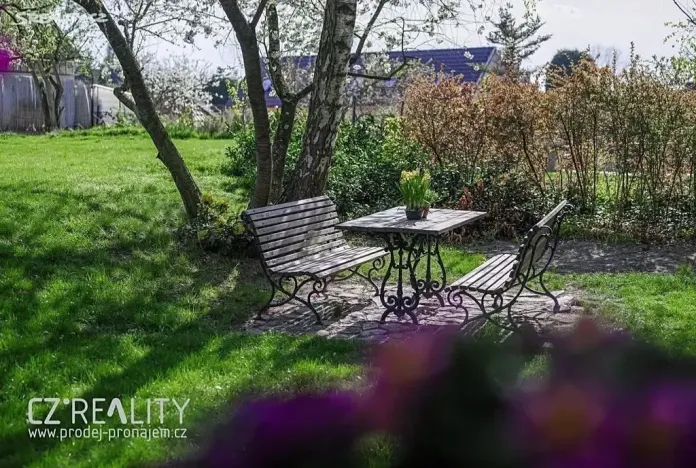 Prodej vily, Praha - Lipence, Na Bambouzku, 300 m2