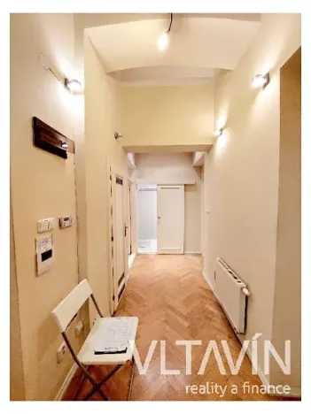 Pronájem bytu 2+1, Praha - Staré Město, Benediktská, 63 m2