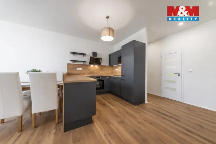 Prodej bytu 3+kk, Praha - Vršovice, Vršovická, 87 m2