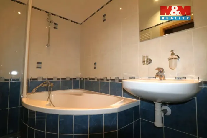 Pronájem bytu 2+1, Žďár nad Sázavou - Žďár nad Sázavou 3, Okružní, 59 m2