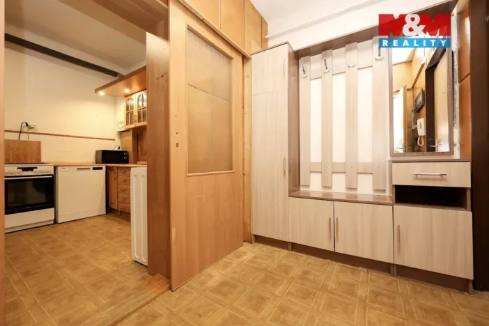 Prodej bytu 2+1, Hanušovice, Školní, 60 m2