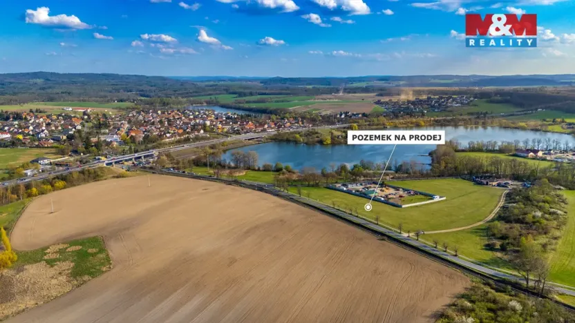 Prodej komerčního pozemku, Stará Huť, 10579 m2